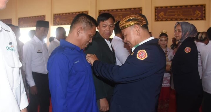 Ketua PWI Lampung Timur Dapat Penghargaan Dari Karang Taruna, Ini Alasanya