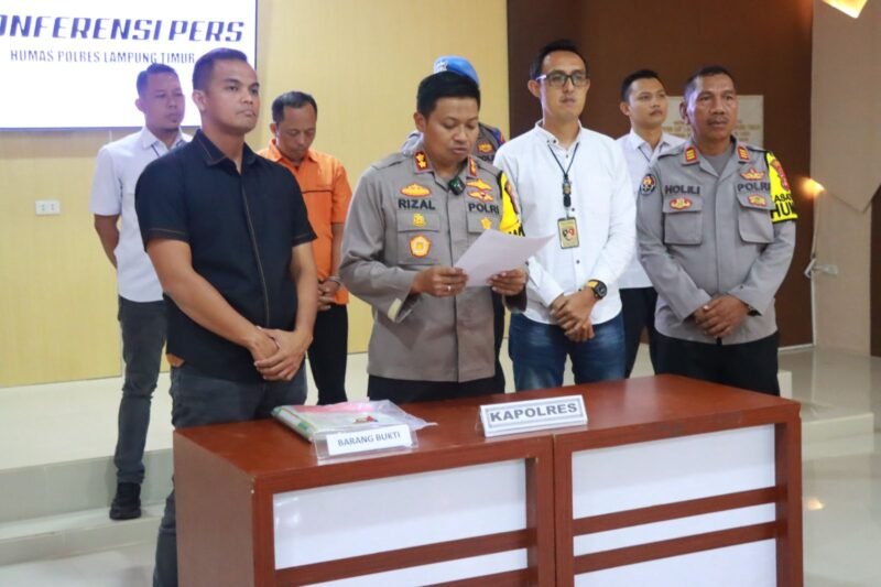 Kapolres Lampung Timur AKBP M Rizal Muchtar saat jumpa pers di Mapolres Lampung Timur, Kamis 4 April 2024. Sumber: Agus Sahroni/dok Humas Polres Lampung Timur 