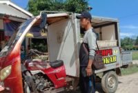 Pedagang tempe keliling asal Desa Sriminosari ditodong di jalan sepi.
Sumber: Agus Sahroni