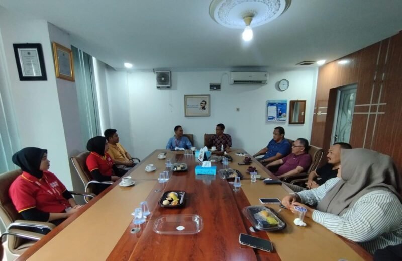 Alfamart dan PWI Lampung menggelar pertemuan, Jumat 28 Juni 2024. Sumber: Agus Sahroni