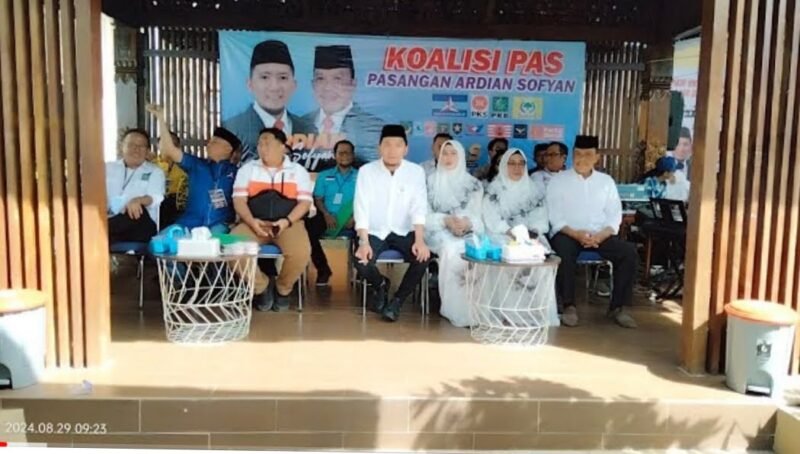 Acara deklarasi Ardian Saputra - Sofyan yang dilaksanakan pada Kamis, 29 Agustus 2024, di kediamannya yang berlokasi di Kelurahan Kelapa Tujuh, Kotabumi. Sumber: Deri Kurnia