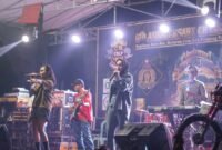 Vika n Sephia, duo vokal yang di gaet JaSka Band, sukses memberi warna baru di acata anniversary komunitas motor CB Lintas Patas (CBLP) yang dilaksanakan di lapangan Desa Rajabasa Baru, Kecamatan Mataram Baru, Lampung Timur pada Sabtu 31 Agustus 2024. Sumber: dok CBLP.