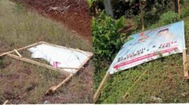 Sejumlah baliho pasangan calon (Paslon) Bupati dan Wakil Bupati Lampung Timur, Ela Siti Nuryamah dan Azwar Hadi, diduga dirusak di beberapa titik di ruas Jalan Ir. Sutami. Sumber: Sukirno