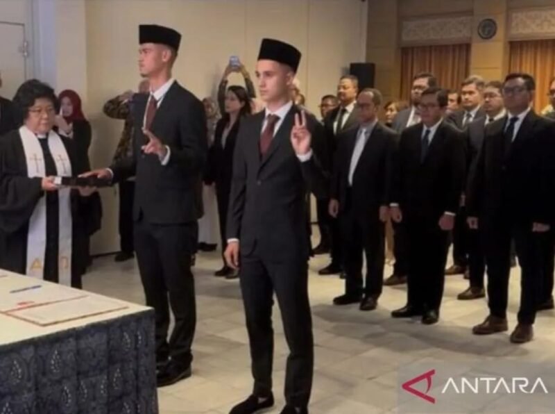 Suasana saat pengambilan sumpah Mees Hilgers dan Eliano Reijnders, pada 30 September 2024 lalu. Sumber: ANTARA