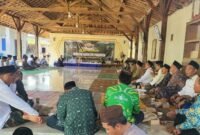 Puluhan Kiyai kampung di Lampung Timur, dukung Paslon Bupati Ela-Azwar. Sumber: dok warga
