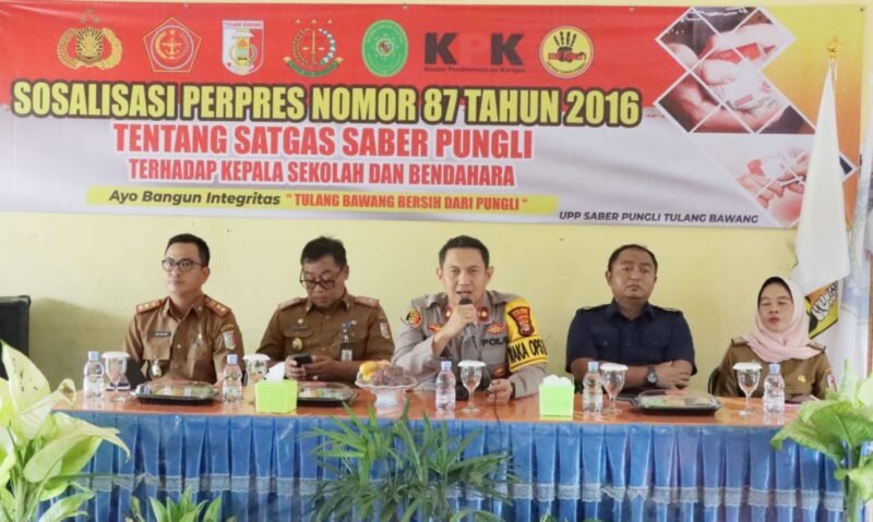 Satgas Saber Pungli Tulang Bawang Sosialisasi cegah pungutan liar di sekolah. Sumber:TBNews