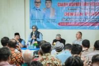 Ratusan pendeta mendeklarasikan dukungan ke Paslon Ela Siti Nuryamah - Azwar Hadi. Acara berlangsung pada Kamis, 10 Oktober 2024, di Aula Hotel Yestoya, Kecamatan Way Jepara. Sumber: Sukirno