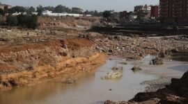 Pertandingan tandang Real Madrid ditunda akibat banjir di Valencia. Sumber: PLAYING FOR90