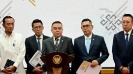 Ketua Komisi XI DPR RI, Mukhamad Misbakhun, saat menyampaikan keterangan mengenai rencana kenaikan PPN. Sumber: BPMI Setpres