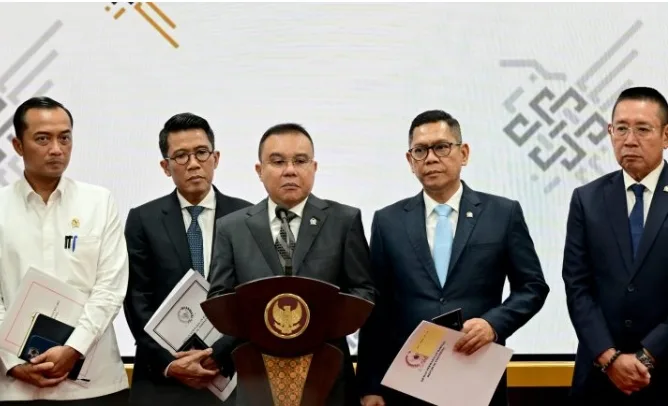Ketua Komisi XI DPR RI, Mukhamad Misbakhun, saat menyampaikan keterangan mengenai rencana kenaikan PPN. Sumber: BPMI Setpres