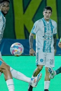 Persebaya Naik ke Posisi Dua Klasemen Liga 1