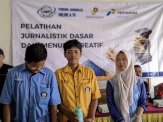 JON TV Bersama PHE OSES Gelar Edukasi Pencegahan Hoaks dan Kekerasan di SMK Lampung Timur