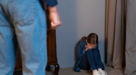 Ilustrasi kekerasan pada anak./Freepik