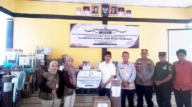 Program literasi keuangan MBK Ventura dipadukan dengan penyerahan bantuan CSR bagi puluhan rumah ibadah di Labuhan Maringgai./Ist