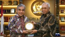 Ketua Majelis Permusyawaratan Rakyat (MPR) RI, Ahmad Muzani, bersama Pengurus Persatuan Wartawan Indonesia (PWI) melakukan pertemuan dengan di Gedung DPR/MPR, Senayan, Jakarta, Selasa (13/1/2026)./Sorong Today