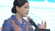 Ketua Dewan Komisioner Otoritas Jasa Keuangan (OJK) Friderica Widyasari Dewi./Instagram/ojkindonesia