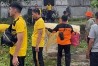 HMI Lampung Selatan, saat aksi bersih-bersih gedung eks Kolonial 1883./Sandi Aprizal