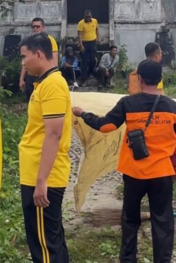 HMI Lampung Selatan Bersihkan Gedung Eks Kolonial 1883, Dorong Jadi Cagar Budaya
