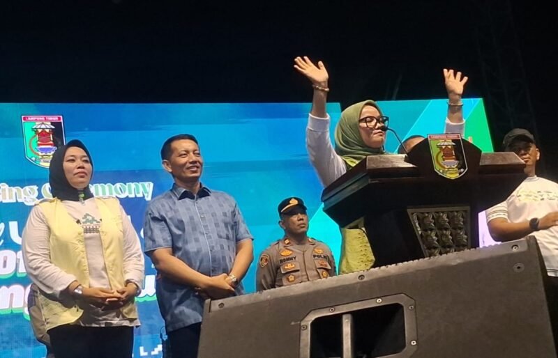 Bupati Lampung Timur tutup HUT Lampung Timur ke 27./Agus Susanto