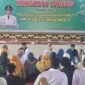 Bupati Lampung Timur Ela Siti Nuryamah (tengah) berdiskusi bersama perwakilan ormas dan LSM dalam kegiatan “kongkow bareng” bertema peran ormas dalam pembangunan daerah di aula rumah dinas bupati, Sukadana, Rabu (22/4/2026)./Agus Susanto