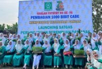  Kader Fatayat NU diberi bibit cabai bentuk mendukung program ketahanan pangan /Agus Susanto