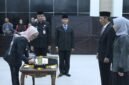 Bupati Lampung Timur Ela Siti Nuryamah saat memimpin prosesi pelantikan dan pengambilan sumpah jabatan pejabat pimpinan tinggi pratama (eselon II) di Aula Utama Setdakab Lampung Timur./Agus S