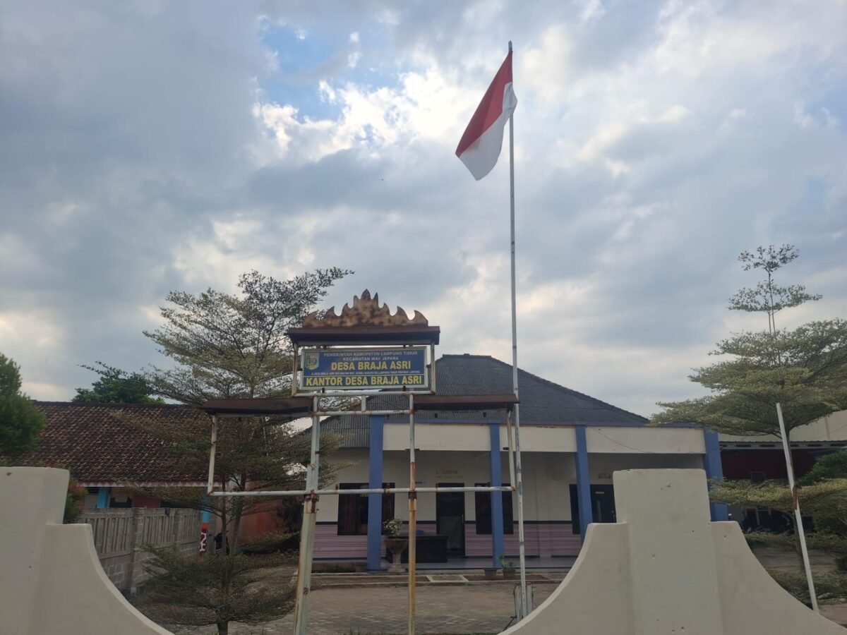 Kantor Desa Braja Asri, Kecamatan Way Jepara, Lampung Timur (Dok: Agus S)