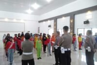 Ratusan siswa-siswi Sekolah Dasar dari berbagai sekolah di Kabupaten Lampung Timur mengikuti seleksi Calon Polisi Cilik (Pocil) Tahun 2026 yang digelar Satlantas Polres Lampung Timur. Dari sekitar 300 peserta, hanya 31 anak terbaik yang akan terpilih untuk mengikuti pembinaan sebagai anggota Pocil Polres Lampung Timur. Foto: Humas Polres Lampung Timur. (Foto: Ist)