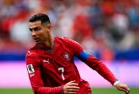 Cristiano Ronaldo mengenakan jersey Portugal. Dok: Instagram/cristiano