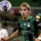 Luke Anthony Vickery saat menjalani debutnya bersama Western United di ajang A-League Australia. Momen tersebut menjadi langkah awal perjalanan profesional pemain yang kini resmi menjadi Warga Negara Indonesia (WNI) dan berpeluang memperkuat Timnas Indonesia. (Foto: Instagram/luke.vickery_