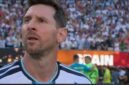 Lionel Messi tampak menahan kekecewaan usai Argentina gagal mempertahankan gelar juara Piala Dunia 2026 setelah takluk 0-1 dari Spanyol pada laga final di Stadion New York-New Jersey, Senin (20/7/2026) dini hari WIB. (Foto: Tangkapan layar YouTube TVRINasional)