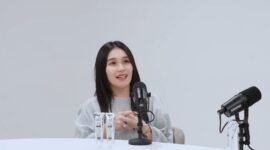 Tangkapan layar Ayu Ting Ting dalam podcast bersama Oki Setiana Dewi, yang akrab disapa dengan panggilan Umma. (Foto: YouTube/@OSDokisetianadewi
