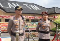 AKBP Yuliansyah resmi memimpin Polres Lampung Timur menggantikan AKBP Heti Patmawati dalam upacara Welcome and Farewell Parade di Lapangan Satya Haprabu Polres Lampung Timur, Selasa (4/8/2026). (Foto: Ist)