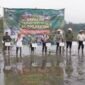 Sejumlah peserta mengikuti Gerakan Tanam Serempak dengan menanam padi secara bersama di areal persawahan Kecamatan Jabung, Kabupaten Lampung Timur, Kamis (21/8/2026). (Foto: Agus S)