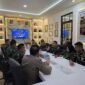 Personel TNI dan Polri mengikuti kegiatan silaturahmi dan koordinasi di Polres Lampung Timur, sebagai bagian dari upaya memperkuat sinergi dalam menghadapi potensi kebakaran hutan dan lahan pada musim kemarau. (Foto: Agus S)